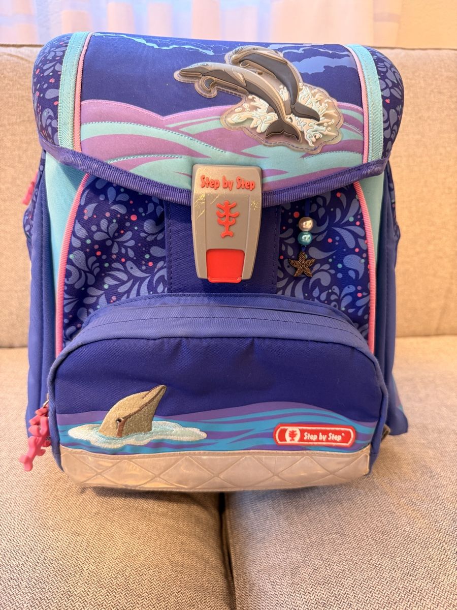 Step by Step Sacs & sacs à dos: Step by Step Touch 2 Happy Dolphins ab CHF 1.– – D'occasion à Zell LU par HappyVoyager 1