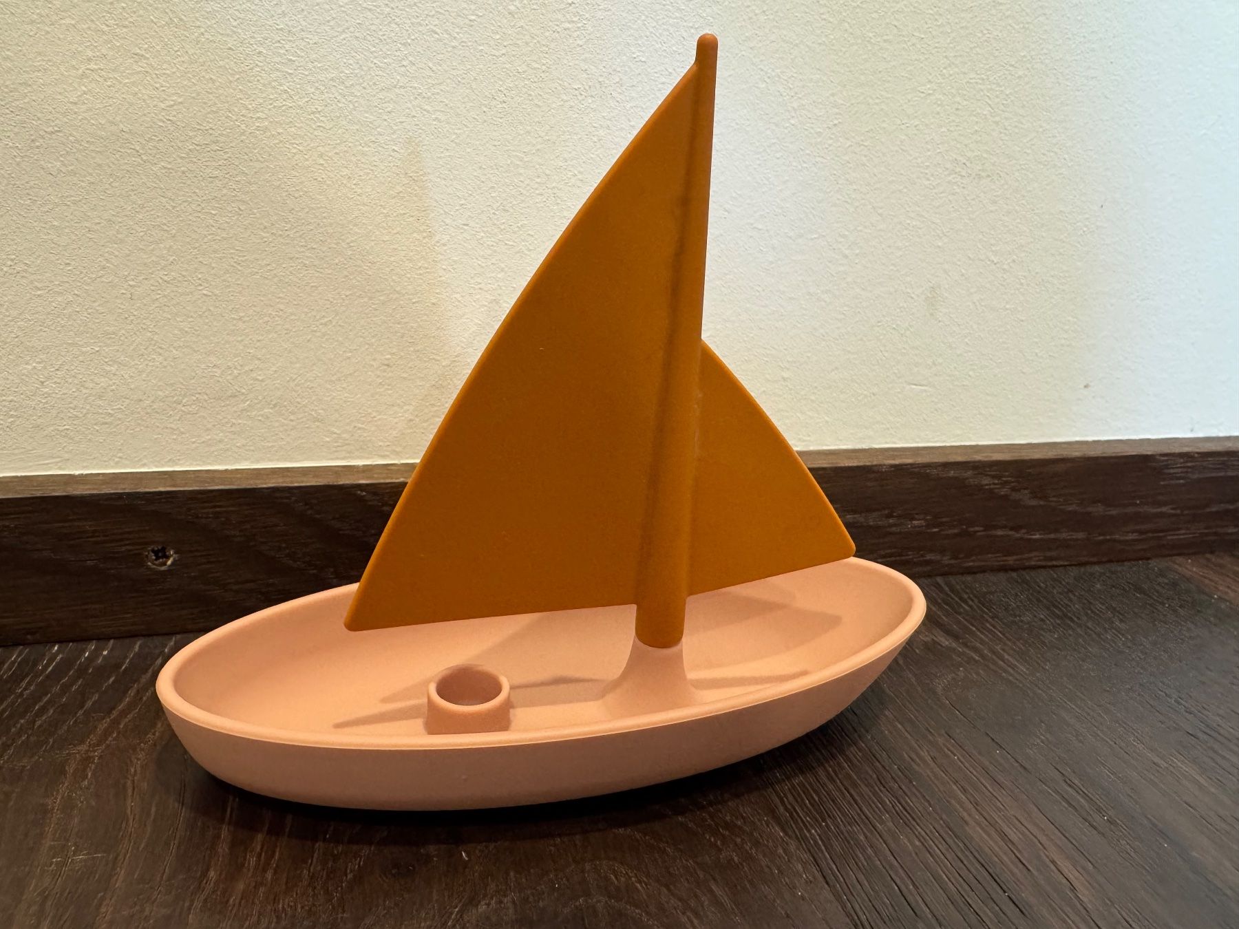 Liewood Spielzeuge: Segelboot Badespielzeug – Gebraucht aus Esslingen von DrBootje
