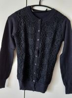 Damen Strickjacke mit Spitze, selten getragen