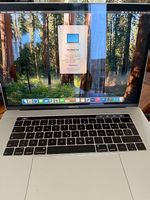 Macbook Pro 15.4" 2018 16GB i7 2.2GHz
