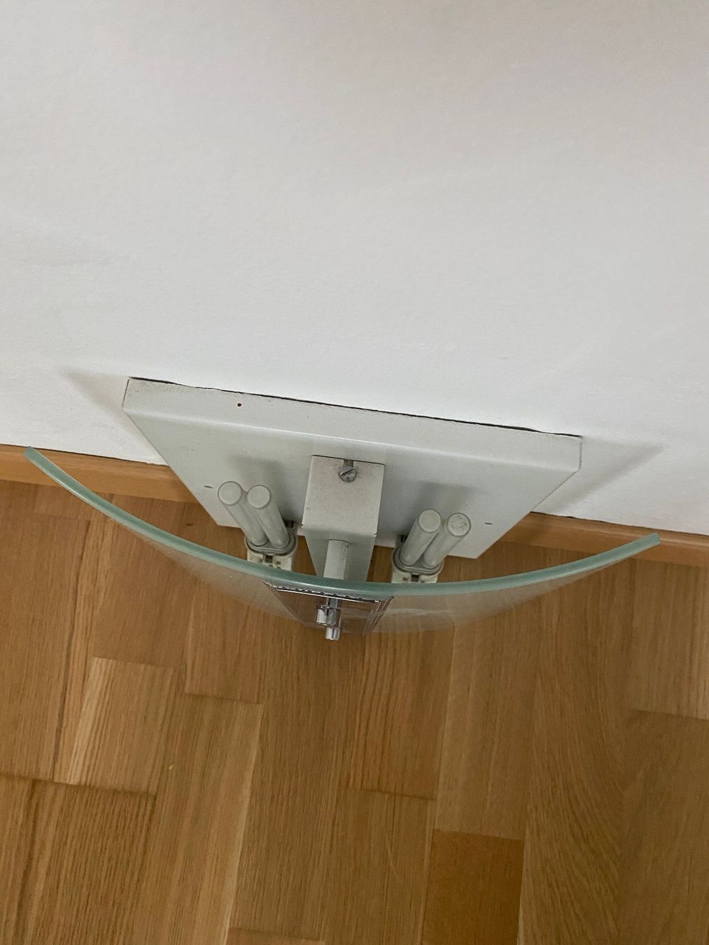 Lampade: Wandlampe mit Einschaltknopf – Usato da Gossau SG venduto da Gusho 3