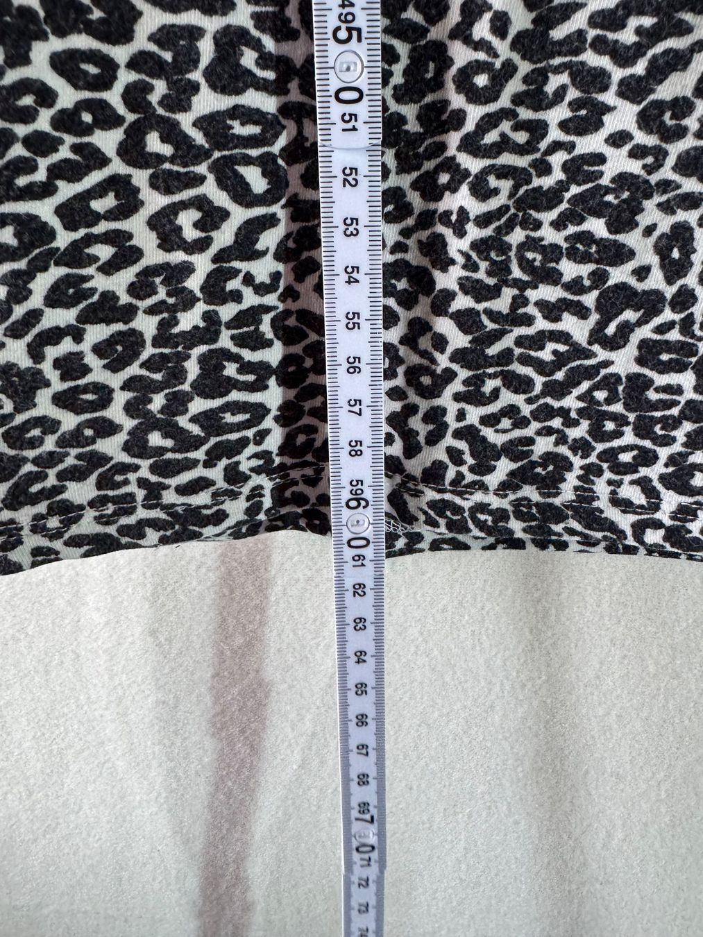 Top: Top im Leopardenprint Gr. XS/S – Usato da Grosswangen venduto da SALE_SALE_SALE 2