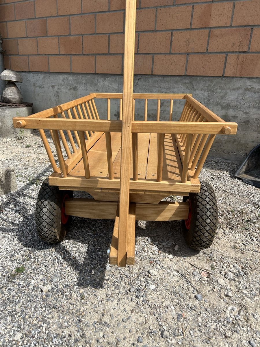 Veicoli per bambini: Leiterwagen, Bollerwagen – Usato da Grasswil venduto da Britt 1