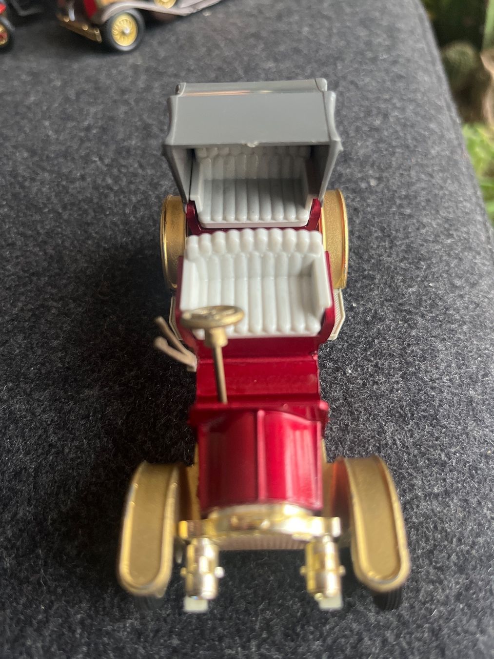 Mercedes-Benz Modellini d'auto: Mercedes Gama Modellauto 978 10cm lang – Usato da Fehraltorf venduto da habibi2008 3
