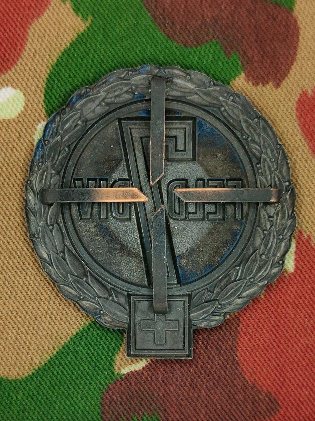 Schweizer Armee Placchette & Badge: Béretemblem Felddivision 7, Variante 1 – Usato da Bauma venduto da SwissMilitaria 1