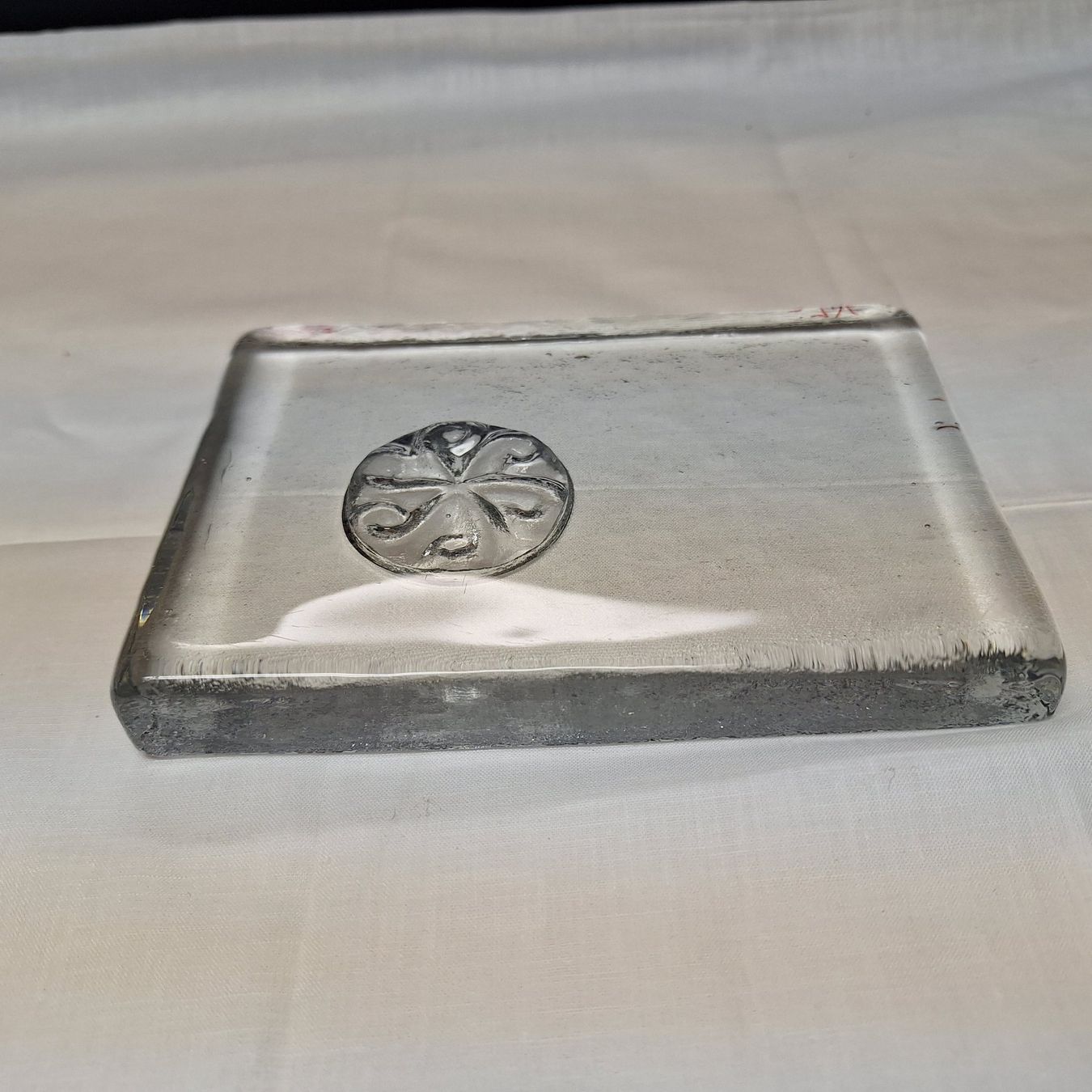 Bicchieri: Butterglas, Glasblock mit Muster, oder Briefbeschwerer – Usato da Winterthur venduto da Goldpipau 2