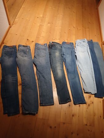 7 Damenjeans Gr. 36–38 – ONLY, s.Oliver, Esprit u. a.