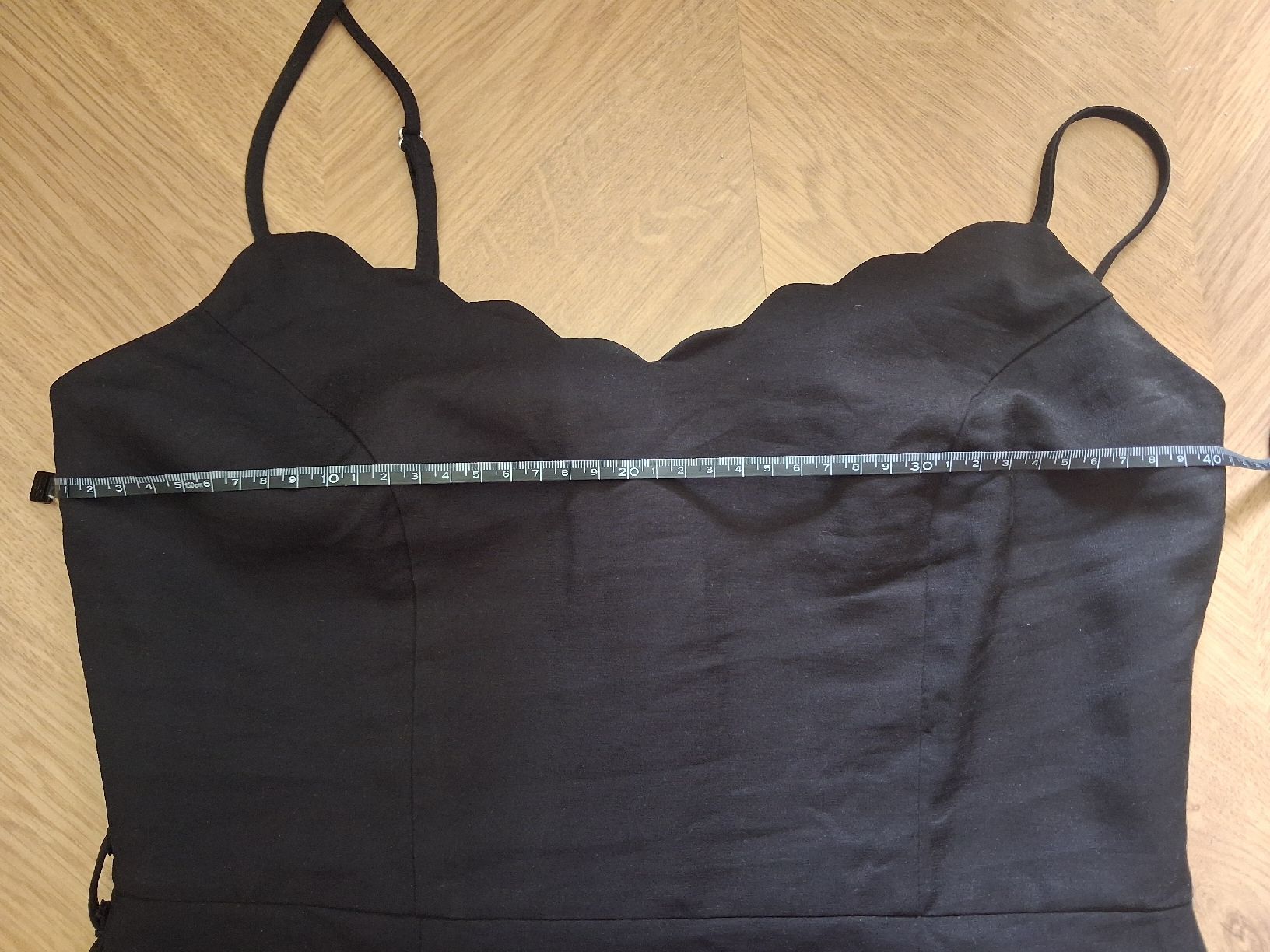 Vila Vestiti: Black mini dress VILA size S/M viscose – Nuovo (secondo la descrizione) da Wil SG venduto da tre_g2l7 7