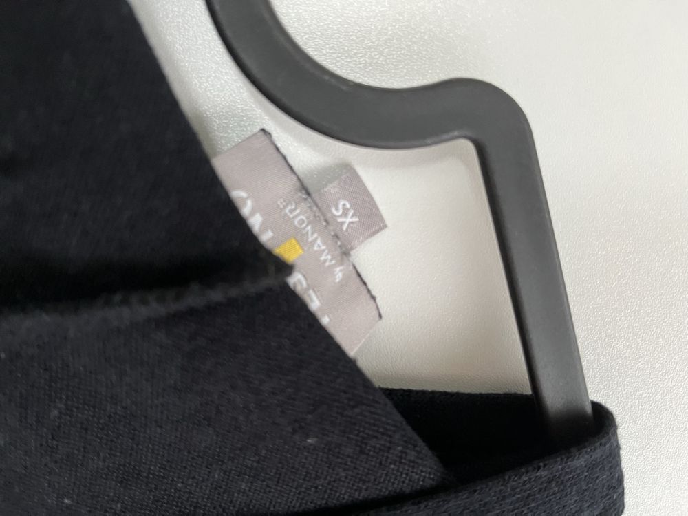 Pulls & Sweat-shirts: Schwarzer Kapuzenpullover Gr. XS – D'occasion à Diepoldsau par Sonne14 2