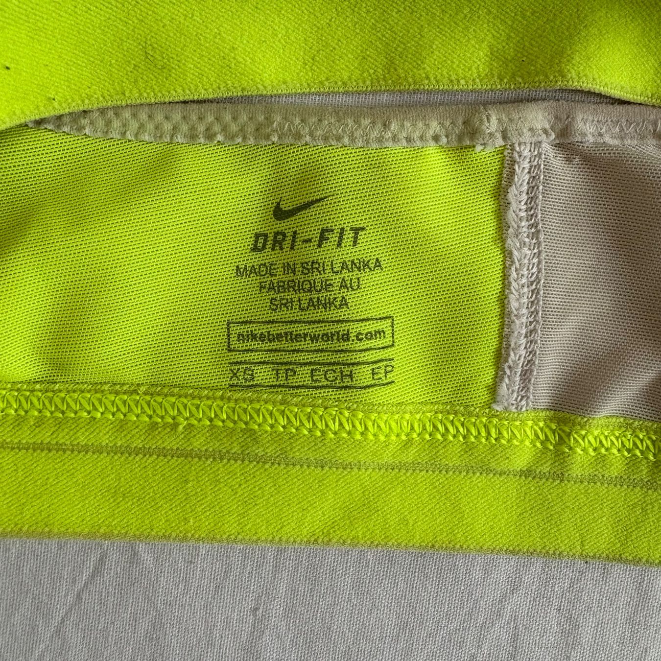Nike Altra biancheria intima: 2 brassières Nike XS – Usato da Moudon venduto da TigerrrEye 3