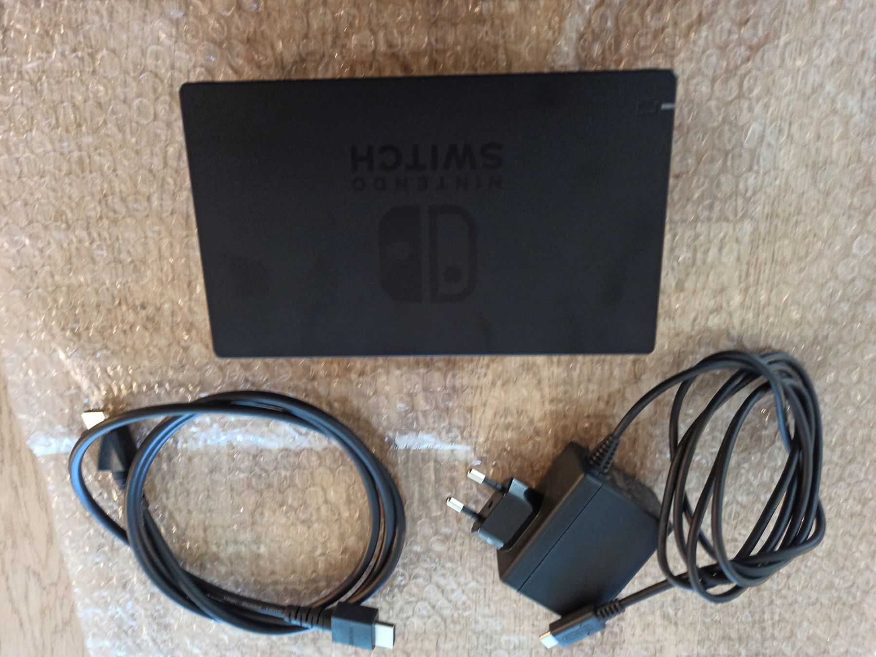 Docking station: Original Nintendo Switch TV-Dockingstation mit Netzteil NSW – Usato da Oberweningen venduto da mar_87mx 3