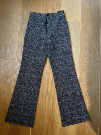 Filippa K Stoffhose Gr. 34/36 bootcut schwarz/weiss