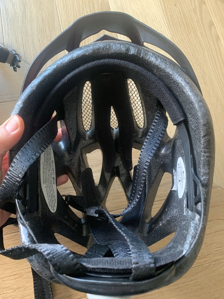 Bell Caschi: Velo Helmet (50-52) – Usato da Zürich venduto da Angela_Fashion_Lover 7