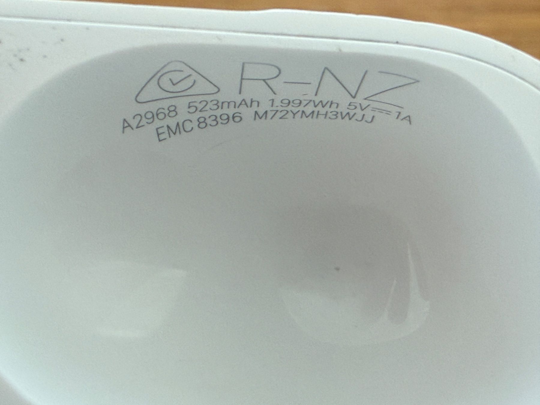 Apple Casques audio: APPLE AirPods Pro 2 Charging Case – D'occasion à Lausanne par Nine1982 3