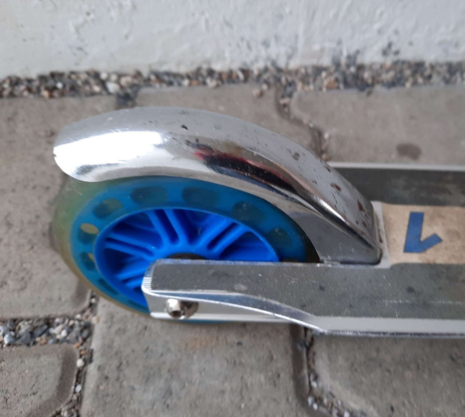 Kickboard: Kickboard, zusammenklappbar – Usato da Illnau venduto da Flomi75 5