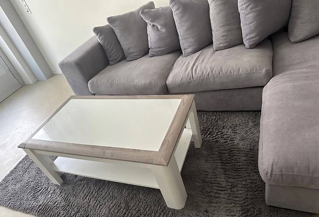 Tavoli: Couchtisch zu verkaufen  – Usato da Winterthur venduto da ZenvoroDeals 1