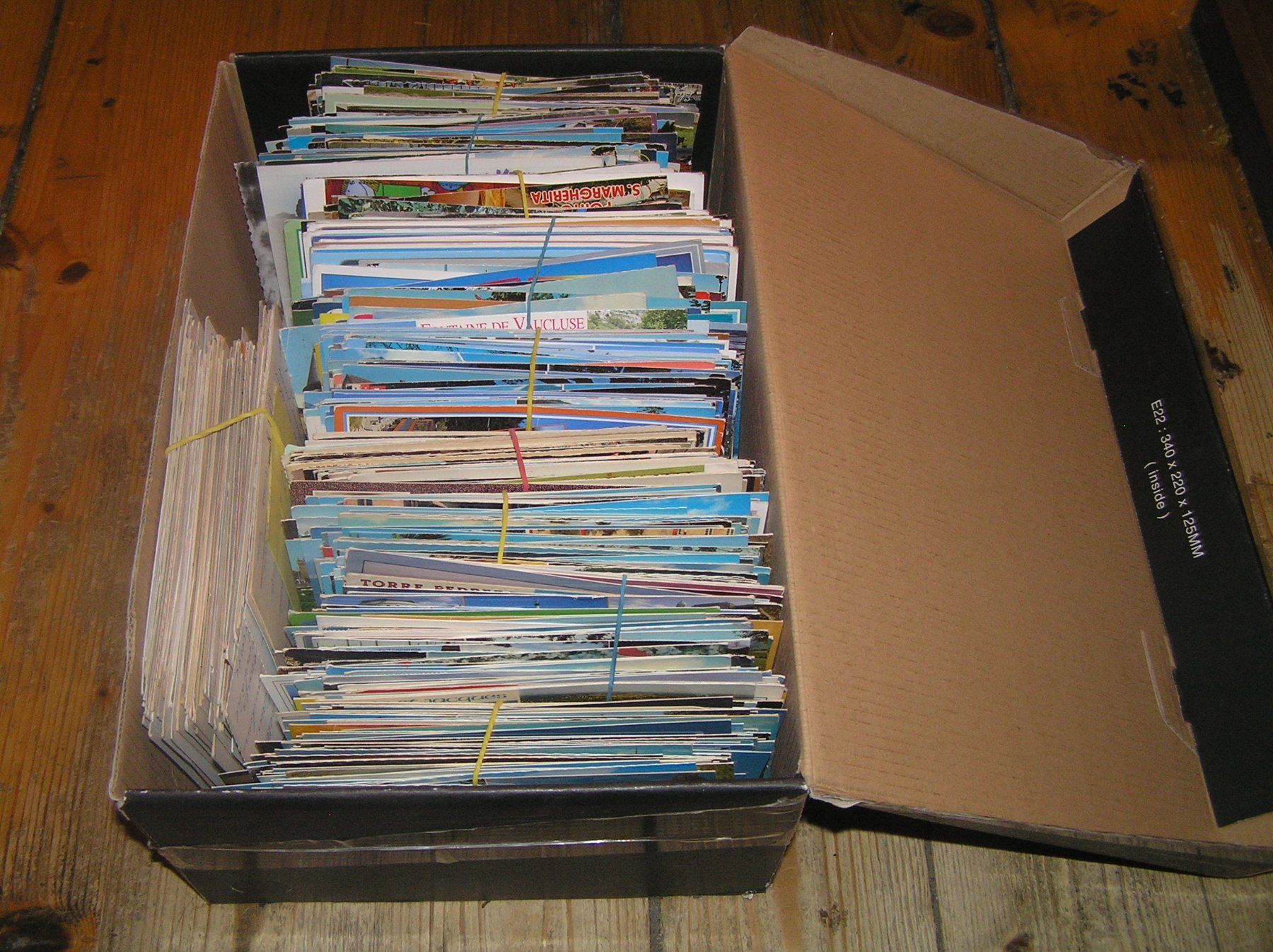 Cartoline postali: 1000 Diverse Karten Beschrieben – Usato da Lumbrein venduto da made02