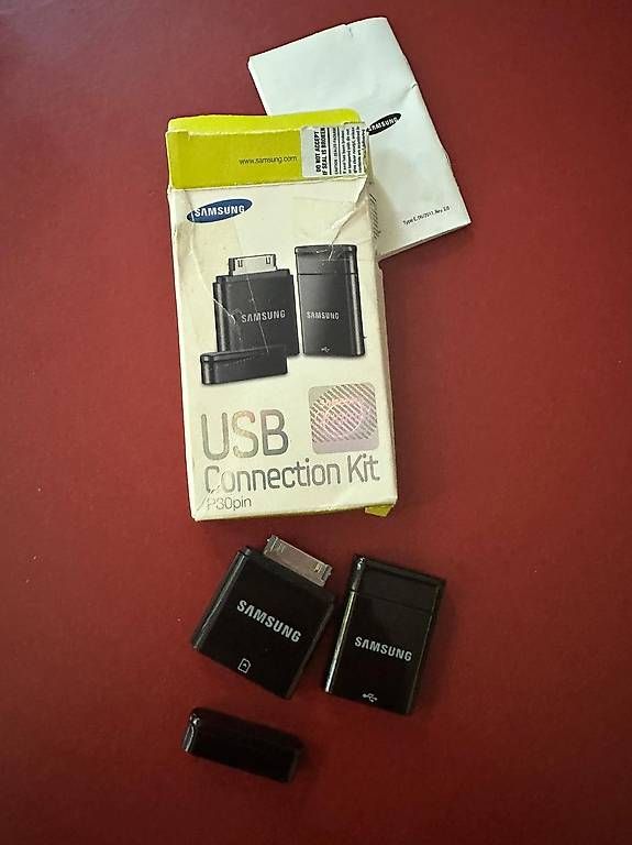 Unità & Adattatore: Samsung USB Connetion Kit – Usato da Basel venduto da kitchen1