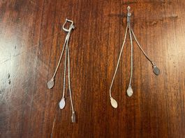 Hängende Ohrringe / Boucles d'oreilles pendantes argentées