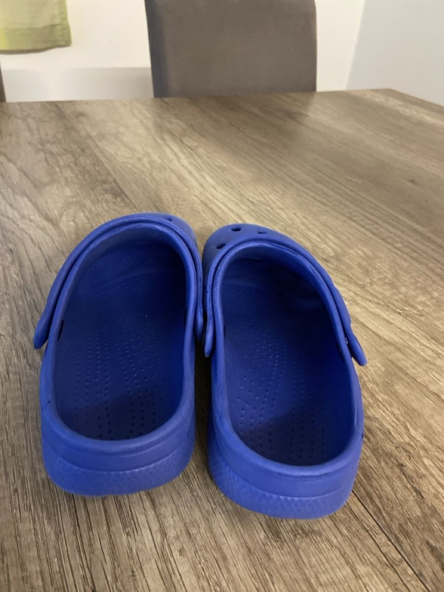 Scarpe per ragazzi: Sabot 31 BLEU – Usato da Sornard (Nendaz) venduto da delezedoris 2