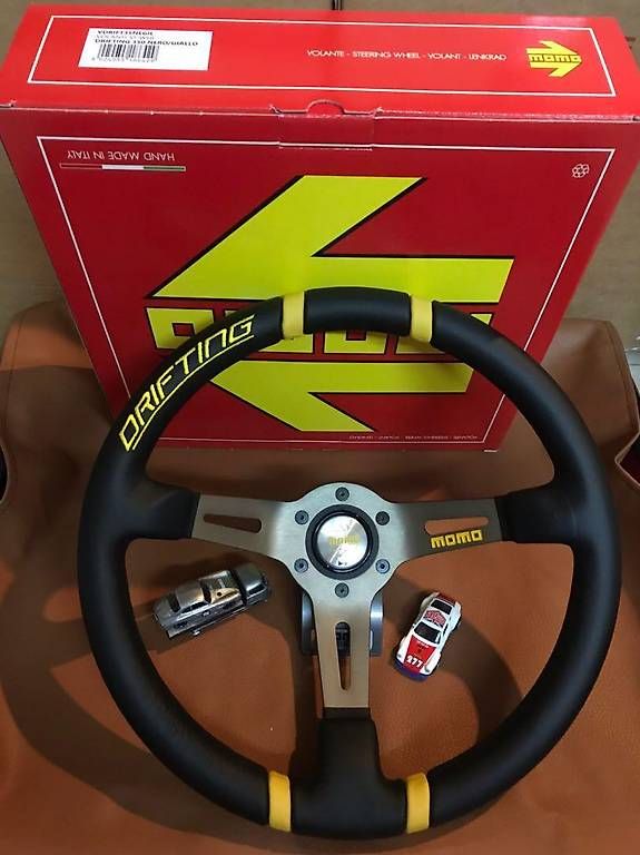 Tutti pezzi di ricambio auto:  Volante a calice MOMO Drift – Usato da Certara venduto da Andy6950