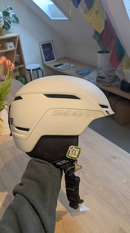 Caschi: Casque de ski Scott Symbol 2 Plus D – Usato da Biel/Bienne venduto da hug_lv5n 1