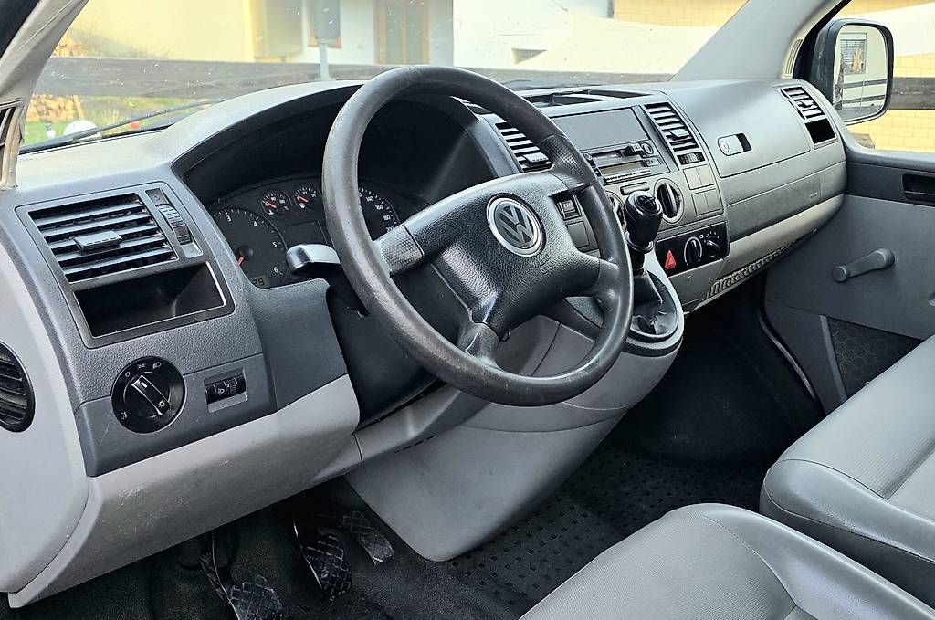 Automobili: VW T5 Caravelle Trend 2.5TDI PD  – Usato da Heiligkreuz (Mels) venduto da Beyond-Auto 4