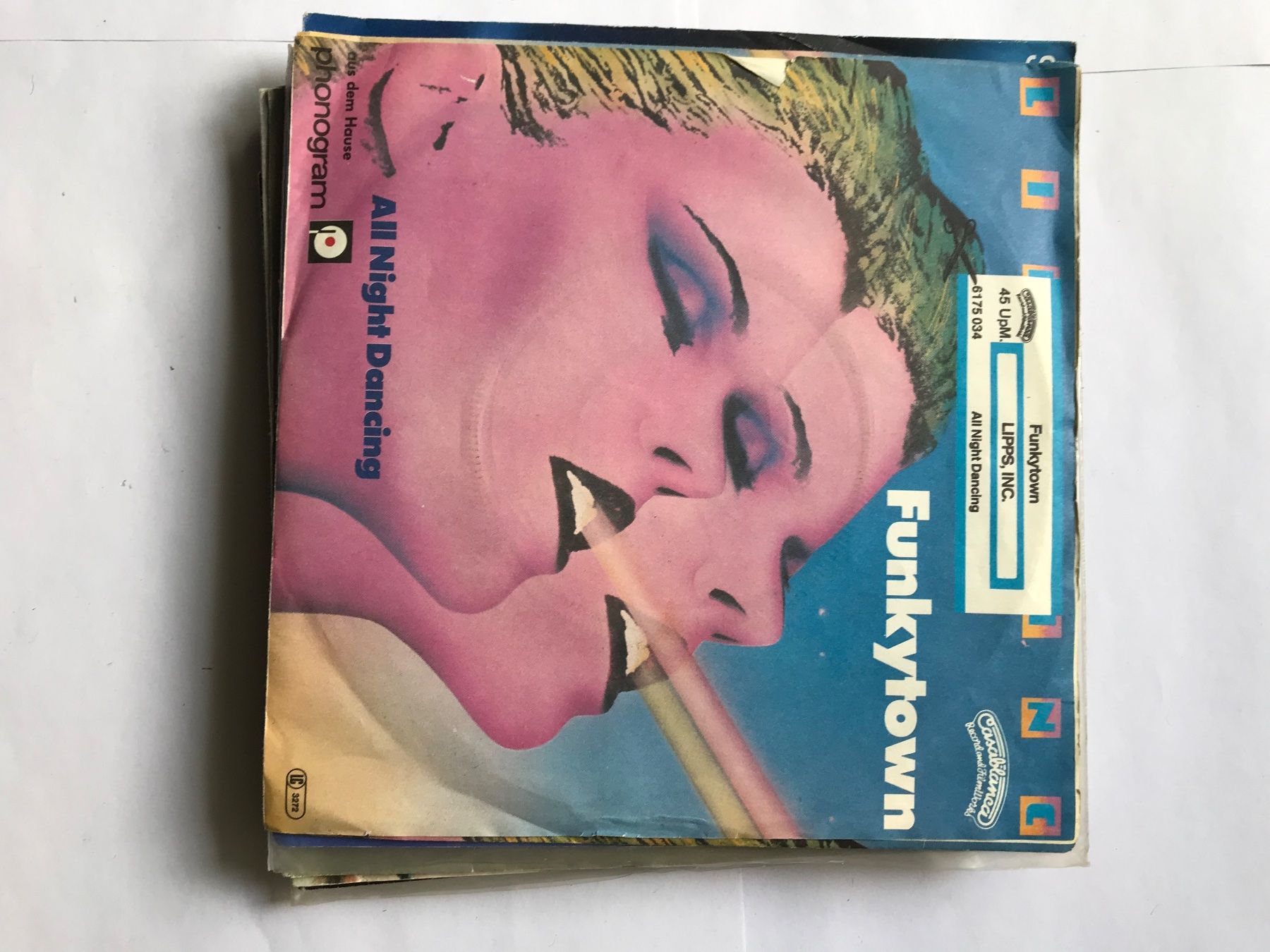 Schallplatten: single, lips inc, „funky town“ – Gebraucht aus liestal von makai05 1