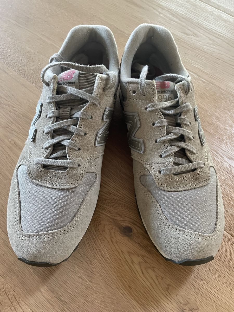 New Balance Scarpe da donna: New Balance 996, olivfarben, Grösse 40 – Usato da Hausen AG venduto da Future4me