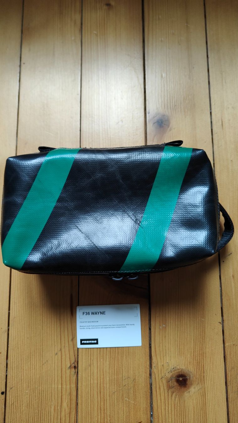 Freitag Custodie per cosmetici: Freitag-Necessaire Wayne F36 – Nuovo (secondo la descrizione) da Winterthur venduto da 1rainbow54