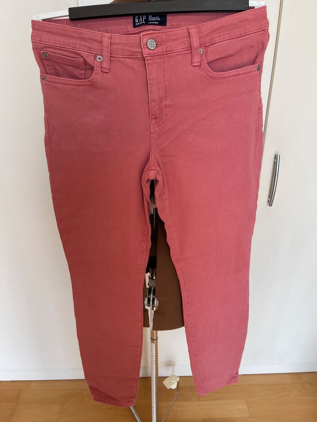Gap Jeans: GAP Damenjeans Gr. 28 – Usato da Meggen venduto da tulipe21