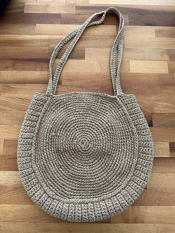 Taschen: Gehäkelte Jute-Tasche / Strohtasche – Gebraucht aus Zürich von domeldidom 1