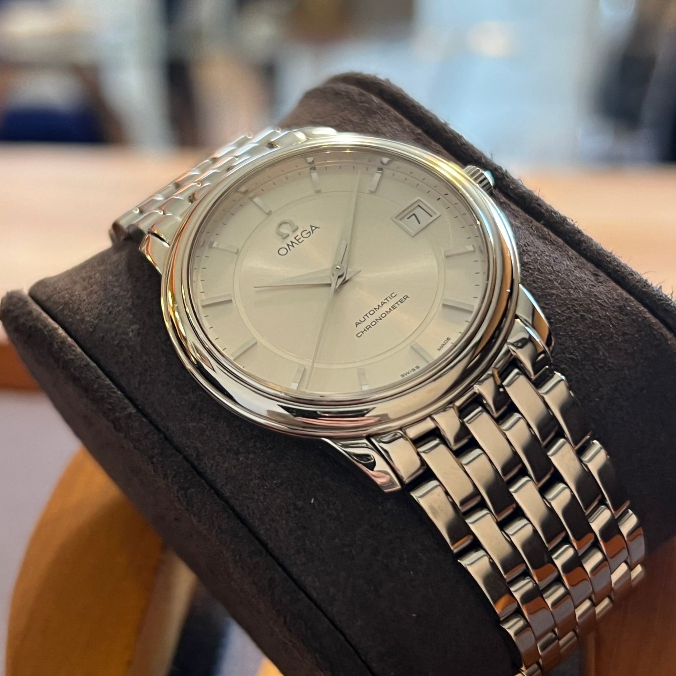 Omega Orologi: Omega De Ville Automatic Chronometer Silver Dial 4500.31 – Usato da Carouge GE venduto da Watchaser 7