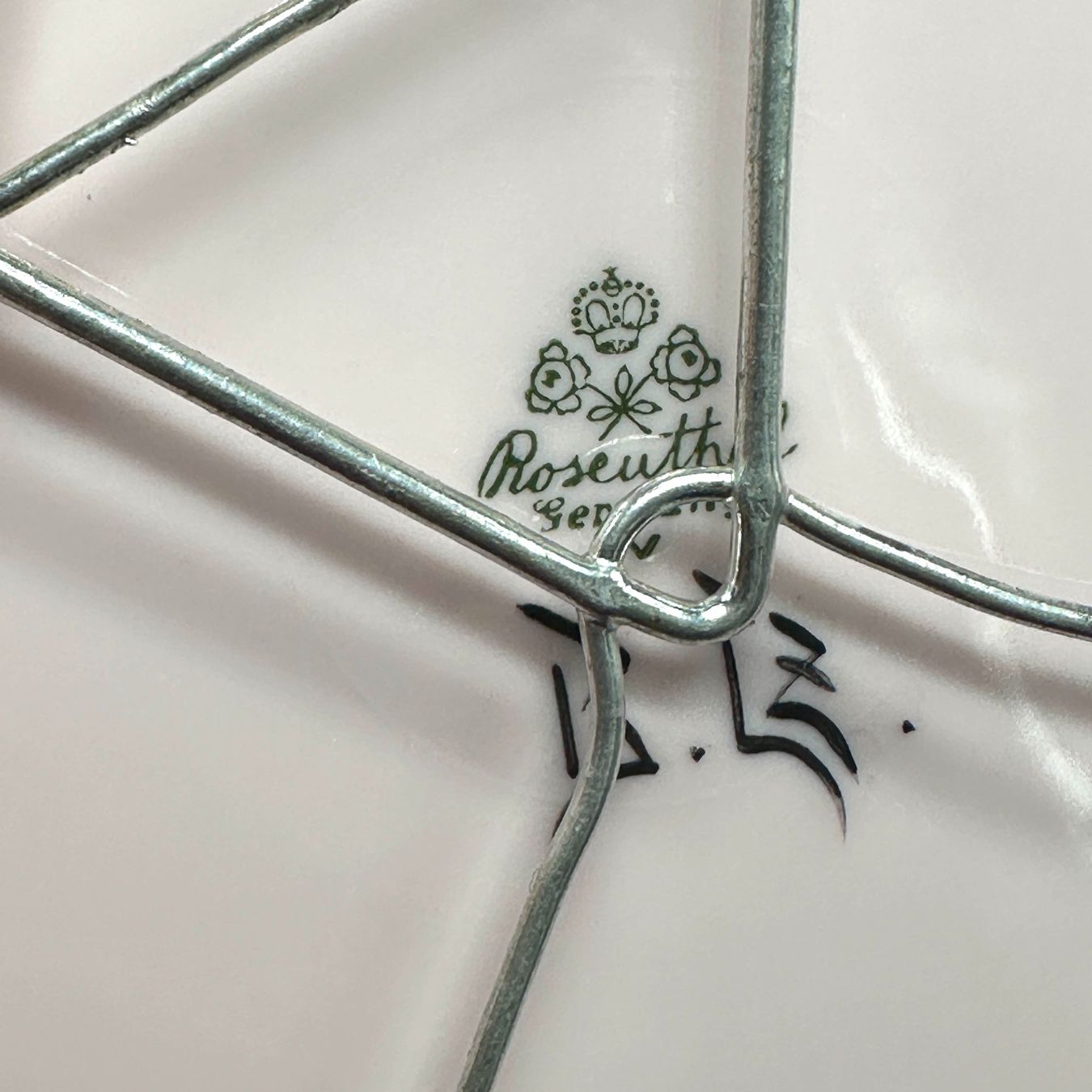 Rosenthal Piatti: Assiette de collection Rosenthal dragon d'or monogramme R.IZ – Usato da Morges venduto da 1tiquaire 8