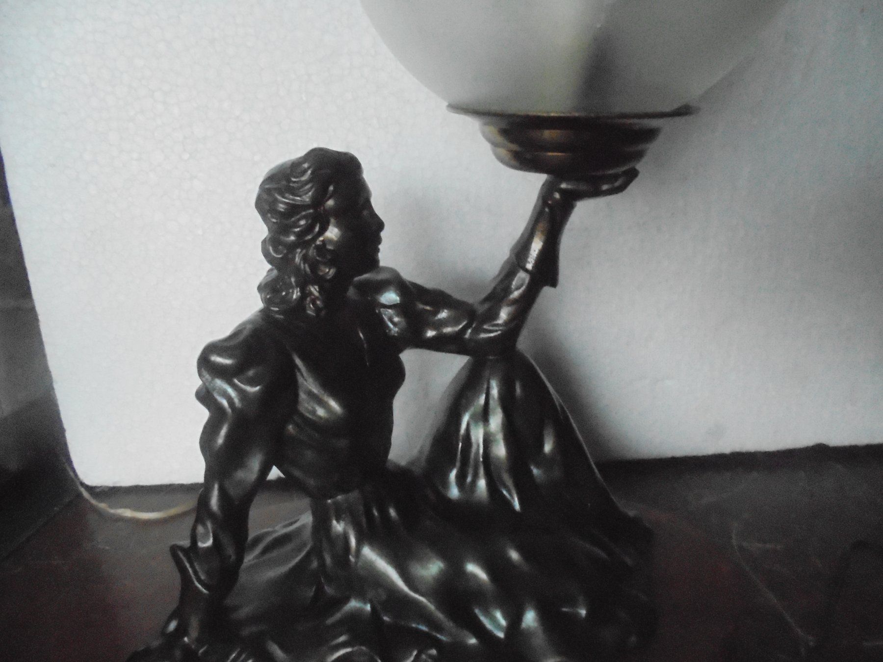 Lampen: Antike, kleine Tischlampe ca. 1940 – Gebraucht aus Camorino von Hunpete 3
