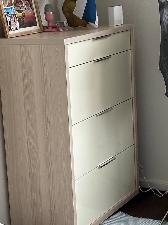 Kommoden: 2 x Komoden - Sideboard - Hell – Gebraucht aus Gontenschwil von jae_gf6t