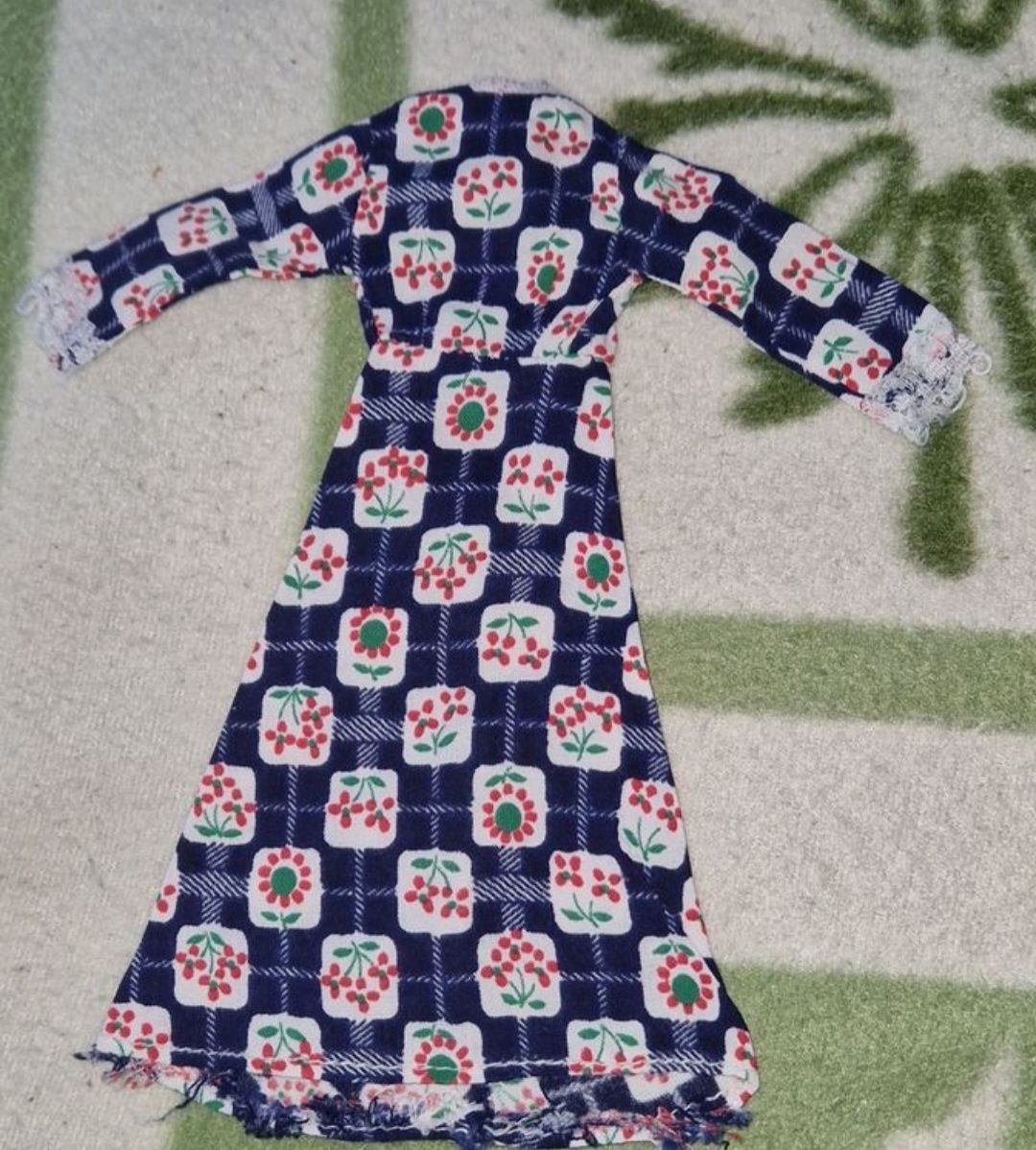 Bambole: Robe Vintage 60s  – Usato da Couvet venduto da Pioune