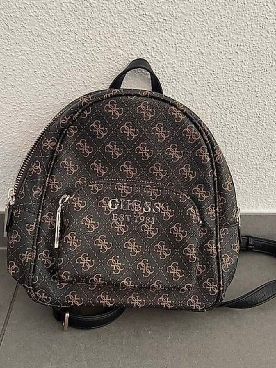 Rucksäcke: Rucksack Guess – Gebraucht aus Wettingen von Sinak02