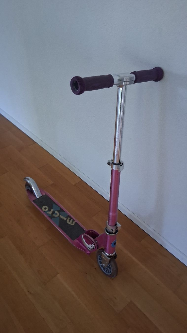 Micro Kickboard: Micro Trottinette Rosa – Usato da Rapperswil SG venduto da bofrit 5