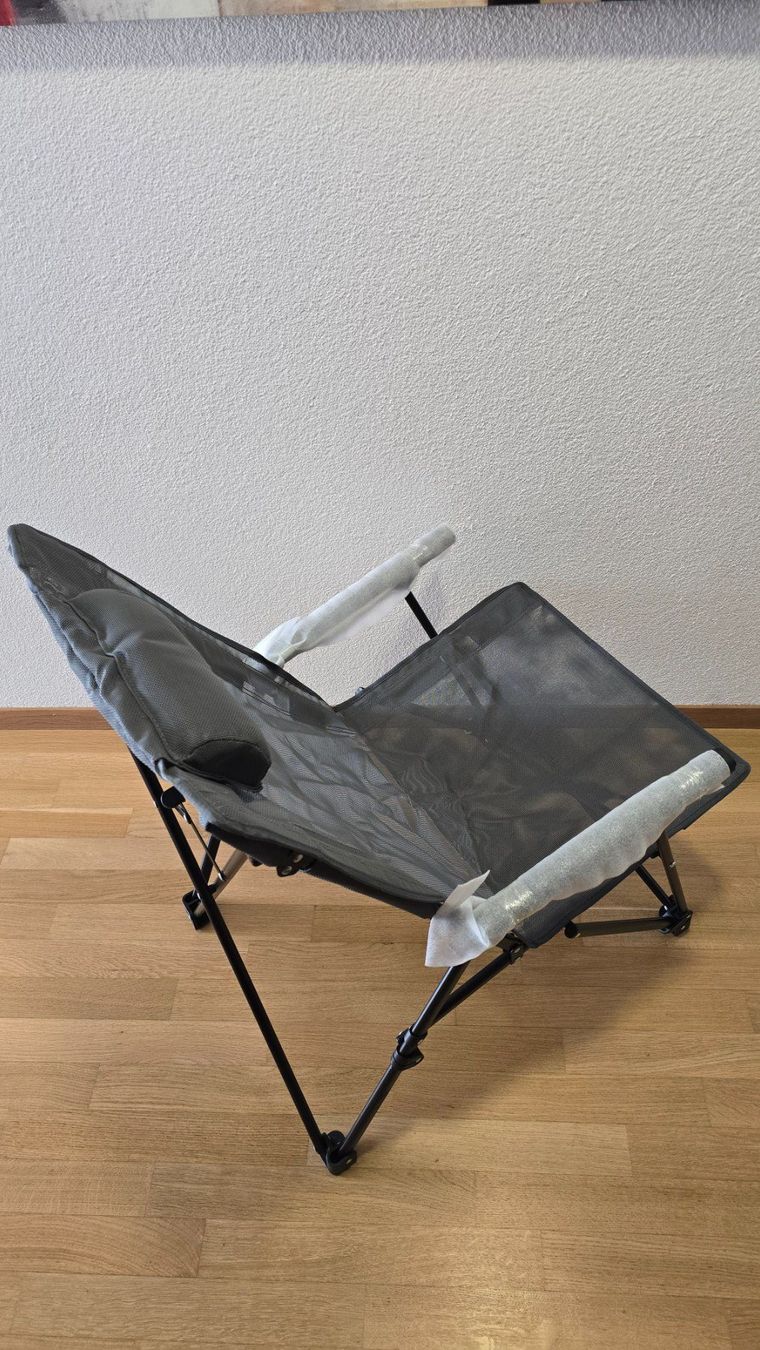 Chaises: Camping Stuhl – Neuf avec emballage d'origine à Rafz par Domimir 1