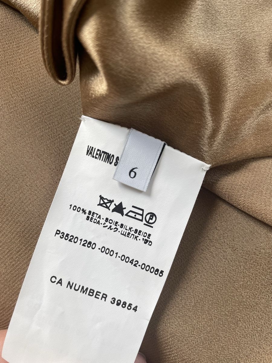 Valentino Camicette: Valentino Silk Blouse - Size 6 – Nuovo (secondo la descrizione) da Zürich venduto da LoveFashion76 1