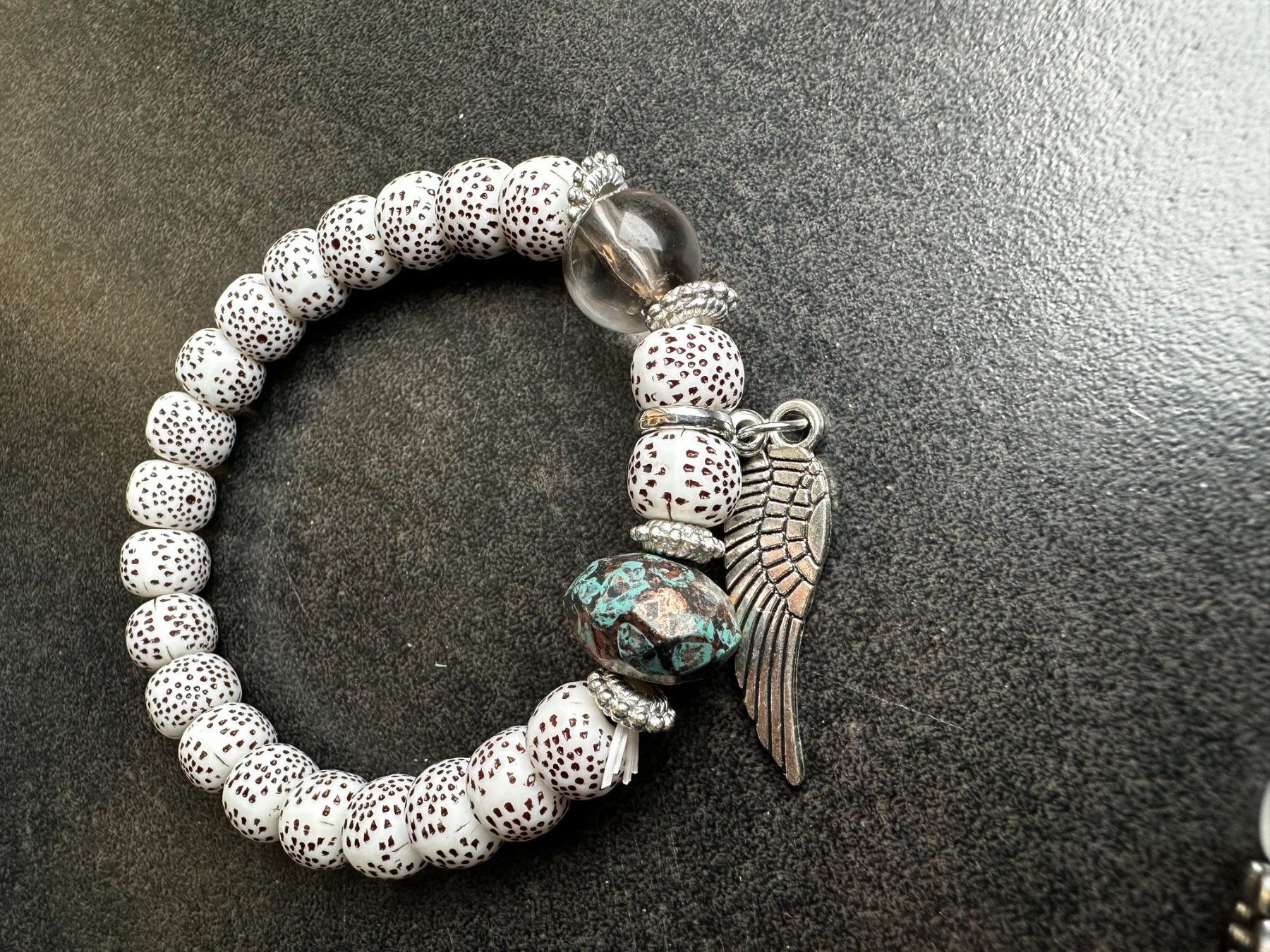 Bracciali & Braccialetti: Modeschmuck Armband Set, 4 Stück – Nuovo e nell'imballaggio originale da Kesswil venduto da mie_g89p 3