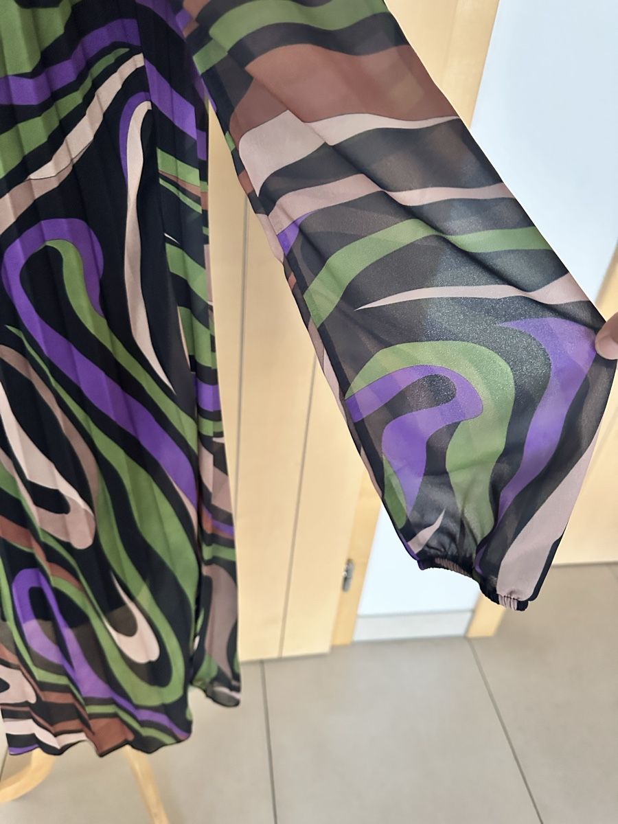 Vestiti: Kleid cartoon – Usato da visp venduto da Kmemo1 2