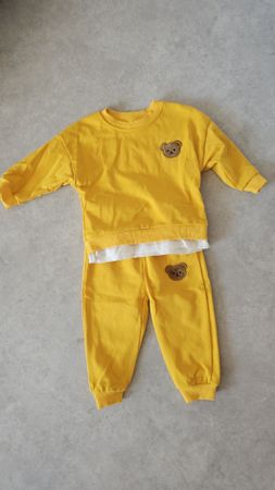 Ensemble jaune adorable avec oursons, taille 6 mois 🧸