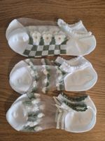 Hübsche 3er Pack Söckchen mit Blumen, 36-38