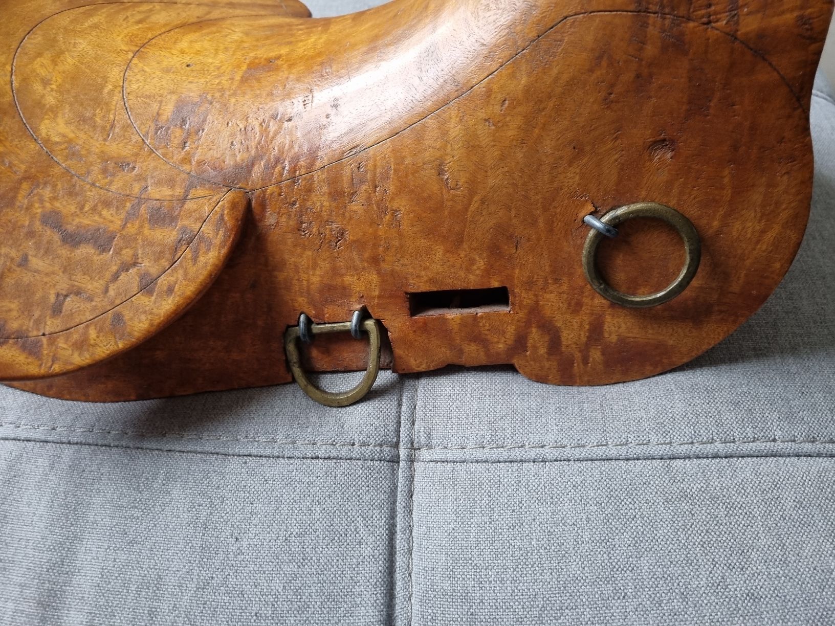 Giocattoli: Holz Pferdesattel zur Deko oder, zum Spielen/ Trainieren – Usato da Kilchberg ZH venduto da Pihe05 2