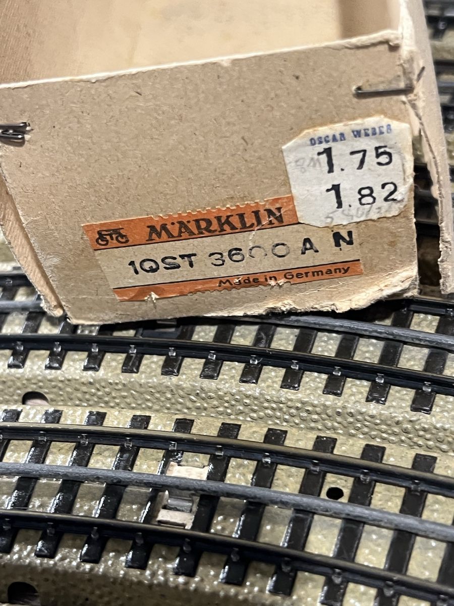 Märklin Modellini di ferrovie: Märklin Antik Gleis – Usato da Dübendorf venduto da Troggy 5