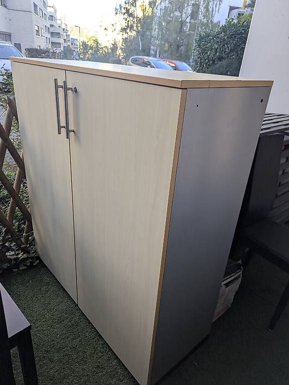 Armadi: Armoire de rangement  2 portes – Usato da Lausanne venduto da vik_l9np