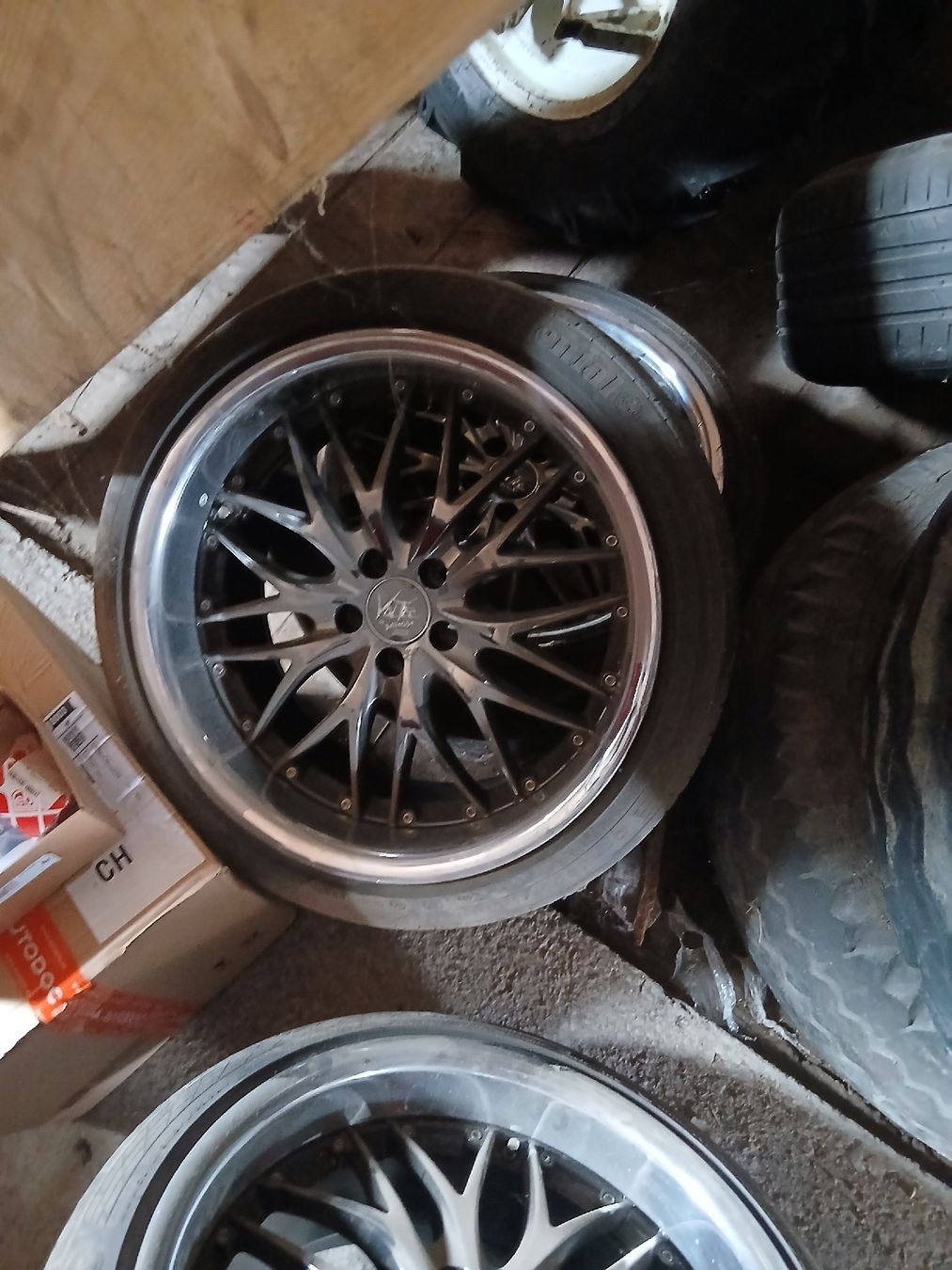 Volkswagen Cerchioni: baracuda alufelgen – Usato da Ennetmoos venduto da joy2009