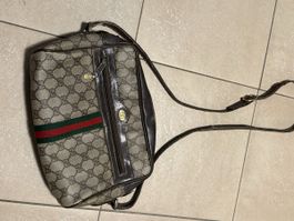 Sac bandoulière Gucci monogramme vintage état moyen